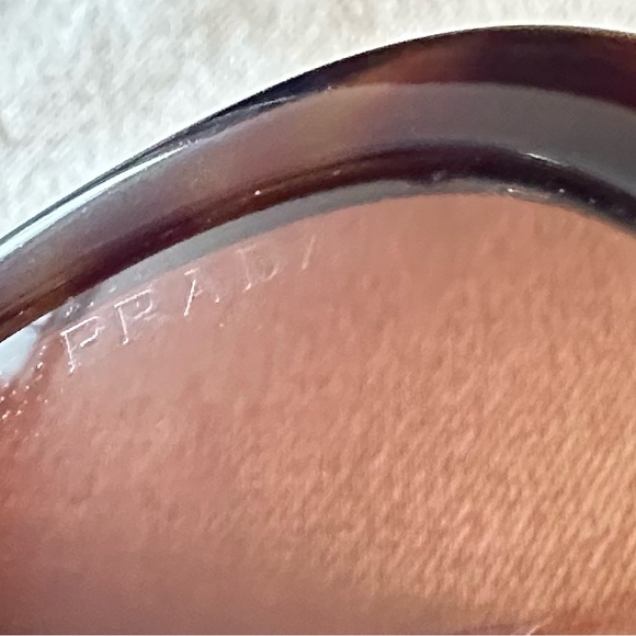 Authentic PRADA Sunglasses Dark Brown Gradient Lens SPR080 57017 2AU-6S1 130 3N. - Picture 11 of 11